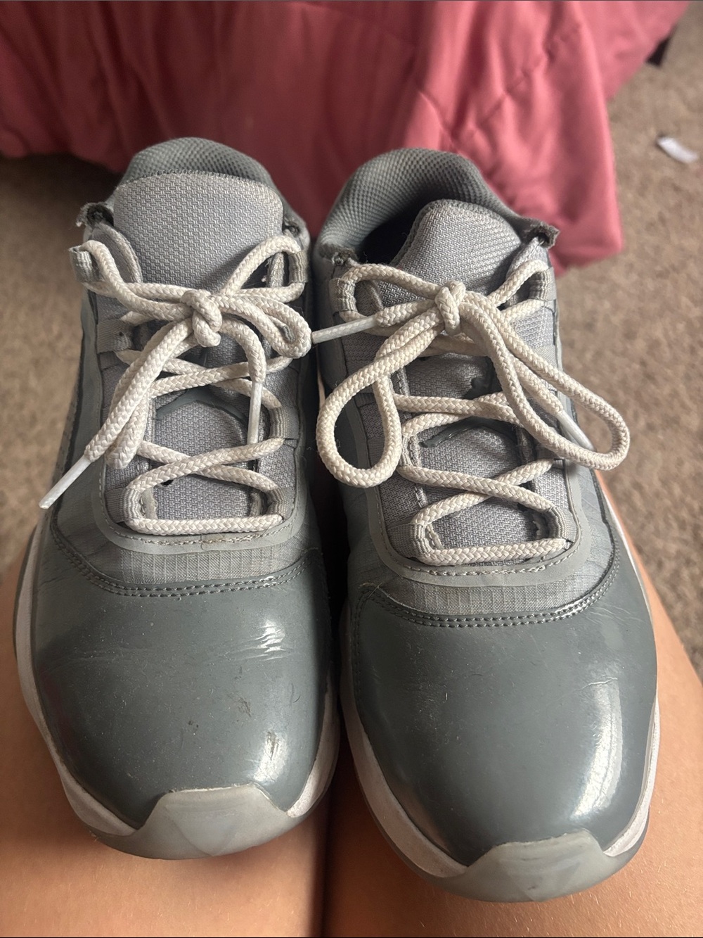 Jordan 11 low tops 8.5W